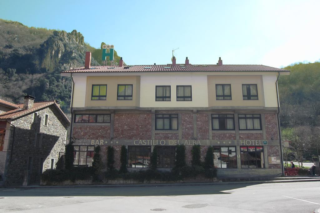 Hotel Castillo Del Alba Pola de Somiedo Exterior photo